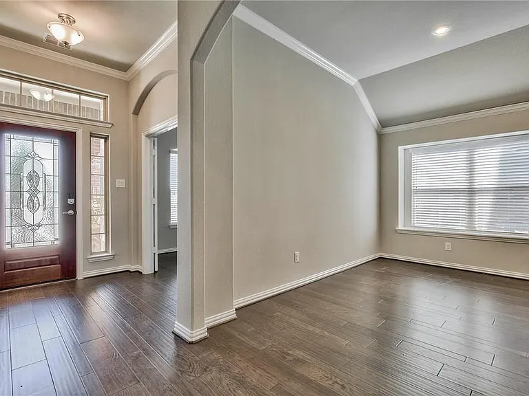 426 George Dr — Photo 16