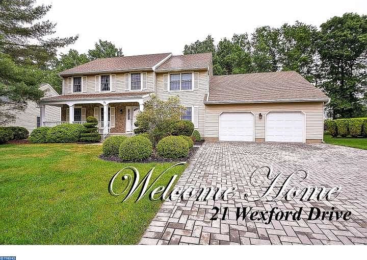 1st image of 21 Wexford Dr
