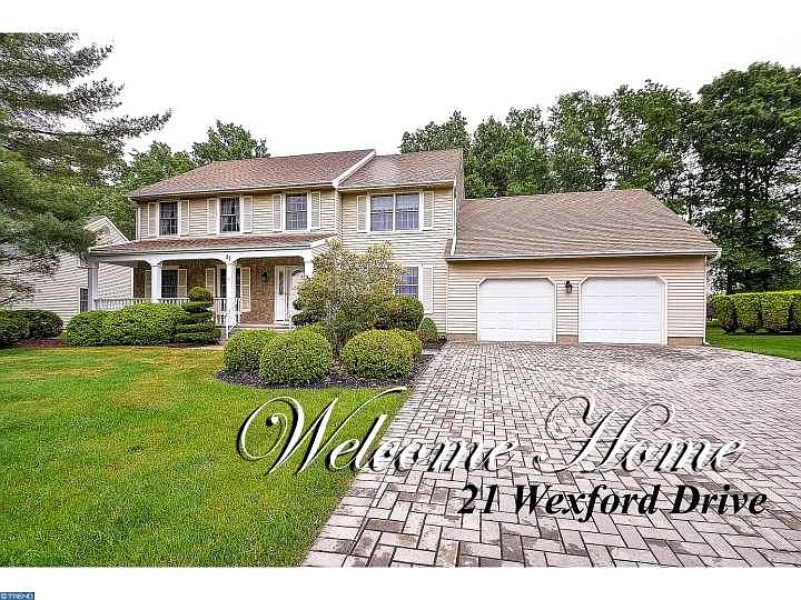 21 Wexford Dr photo 1