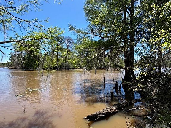 2nd image of 24 La Trace Rd