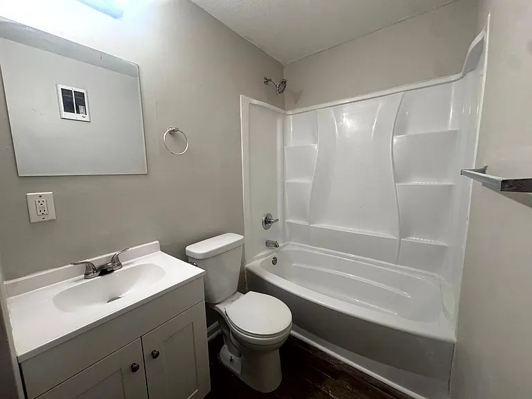 927 Fiske Dr — Photo 6