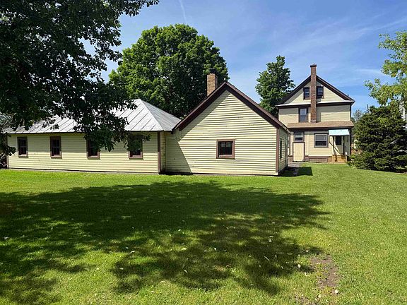 3rd image of 414 Mansion Ave