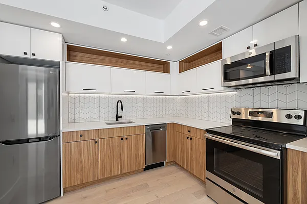 Rented by REAL New York | media 46