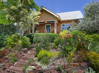 4015 SE Ramona St, Portland, OR 97202