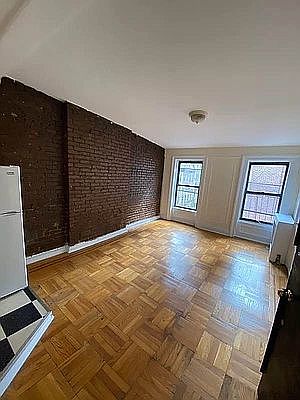 1st image of 801 Lexington Ave #5