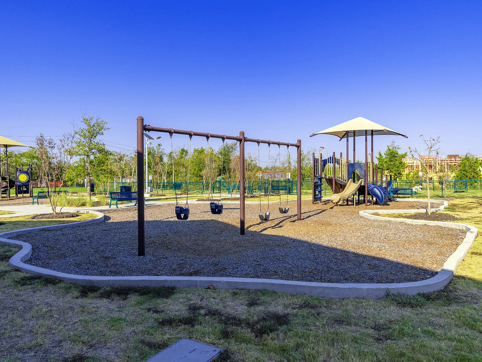 Oak Crest — Photo 1