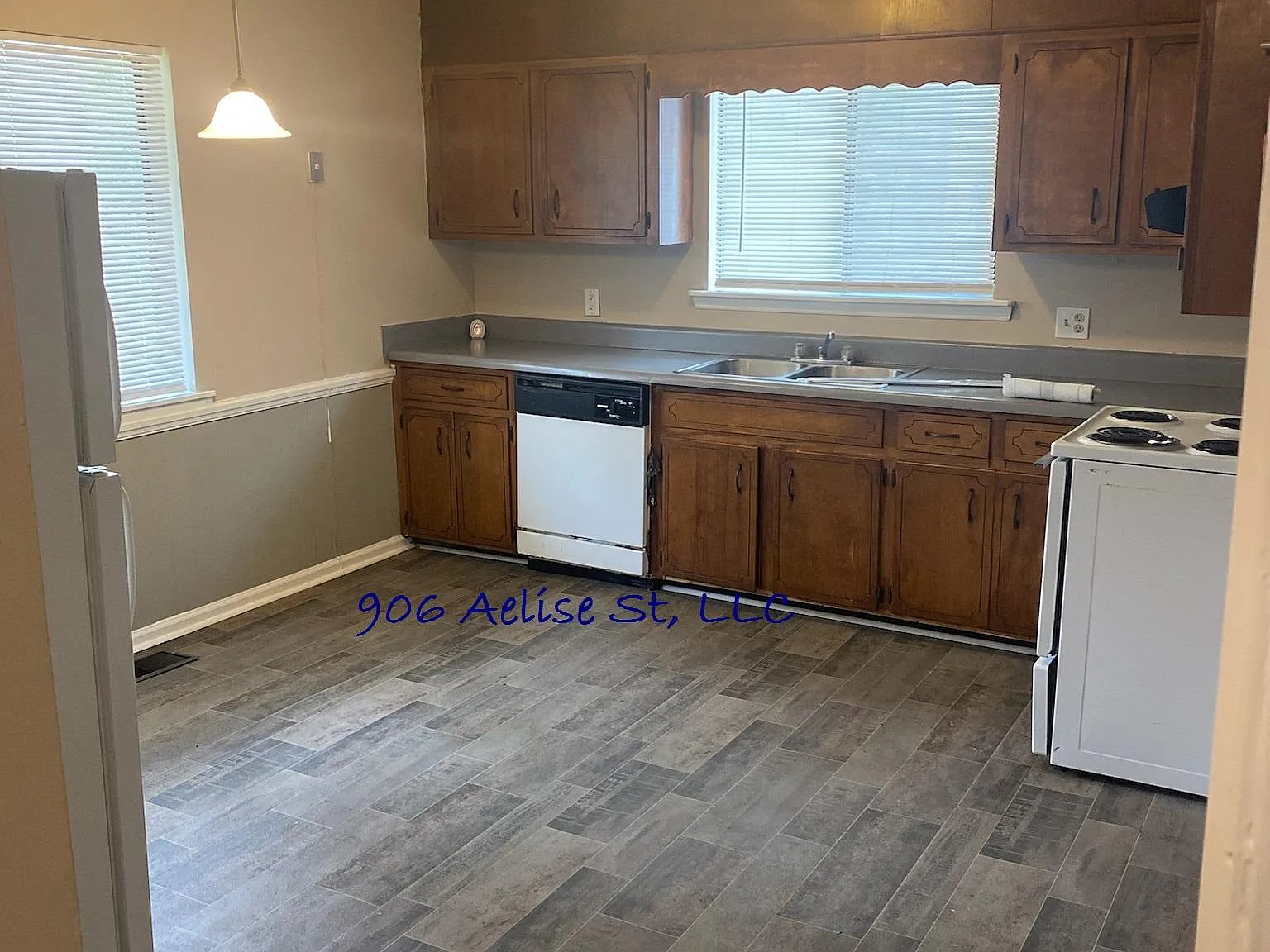 2 bed, 900 sqft, $1,200 — Photo 3
