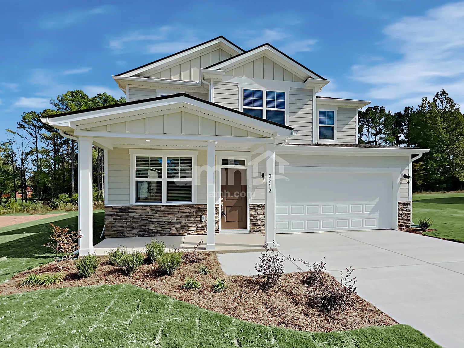 4 bed, 2.5 bath, 2297 sqft, $2,655 — Photo 1
