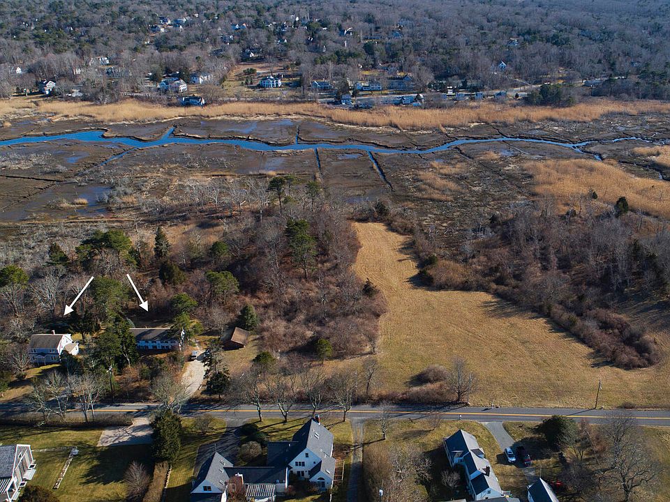 1st image of 159 Sesuit Neck Rd