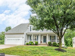10307 Lees Crossing Ln, Fredericksburg, VA 22408