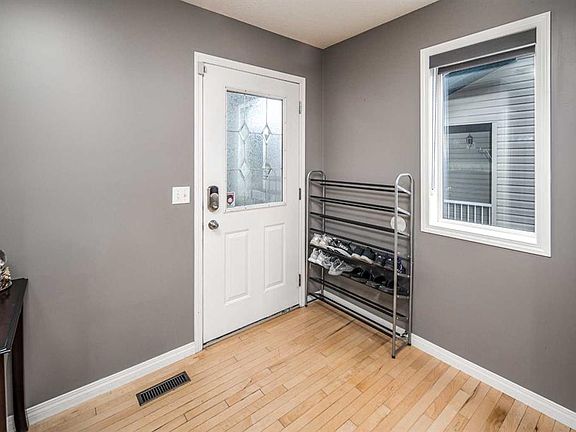 2nd image of 73 NE Evansbrooke Way NW