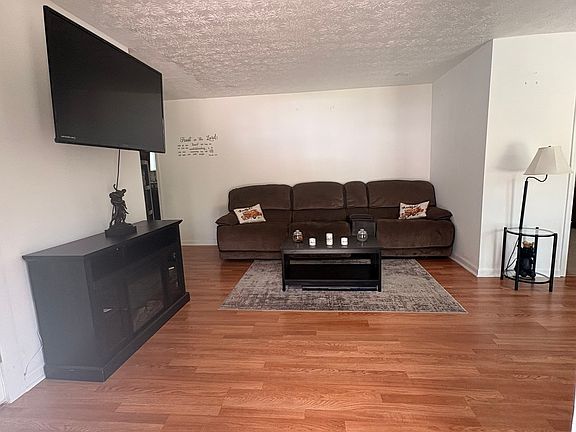 5th image of 1148 Mannbrook Dr