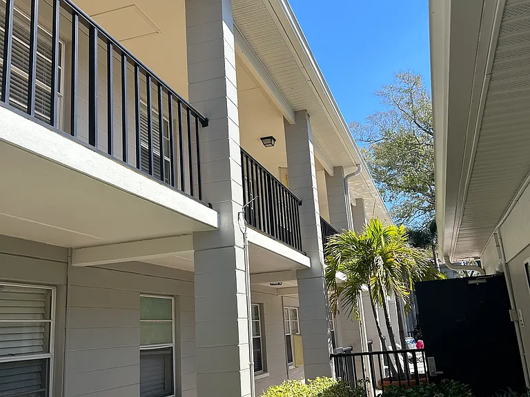 5221 Bayshore Blvd #51 — Photo 21