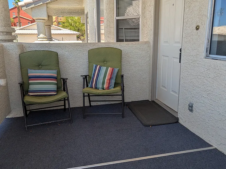 453 Mesa Blvd #201 — Photo 1