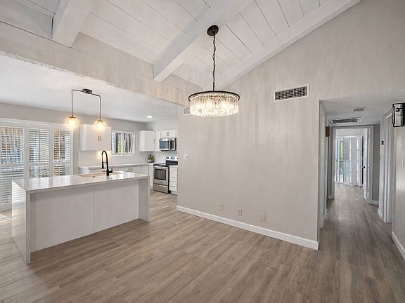 4th image of 6432 N 77th Pl