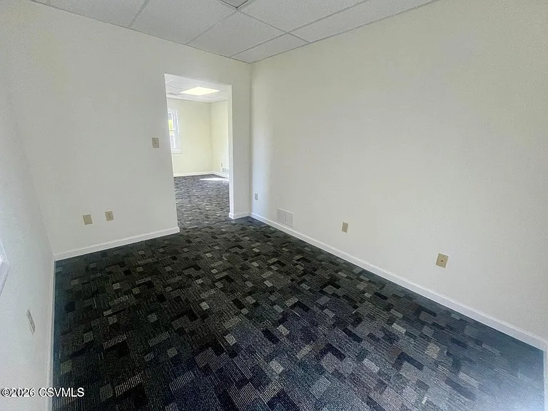 1157 Westbranch Hwy — Photo 8