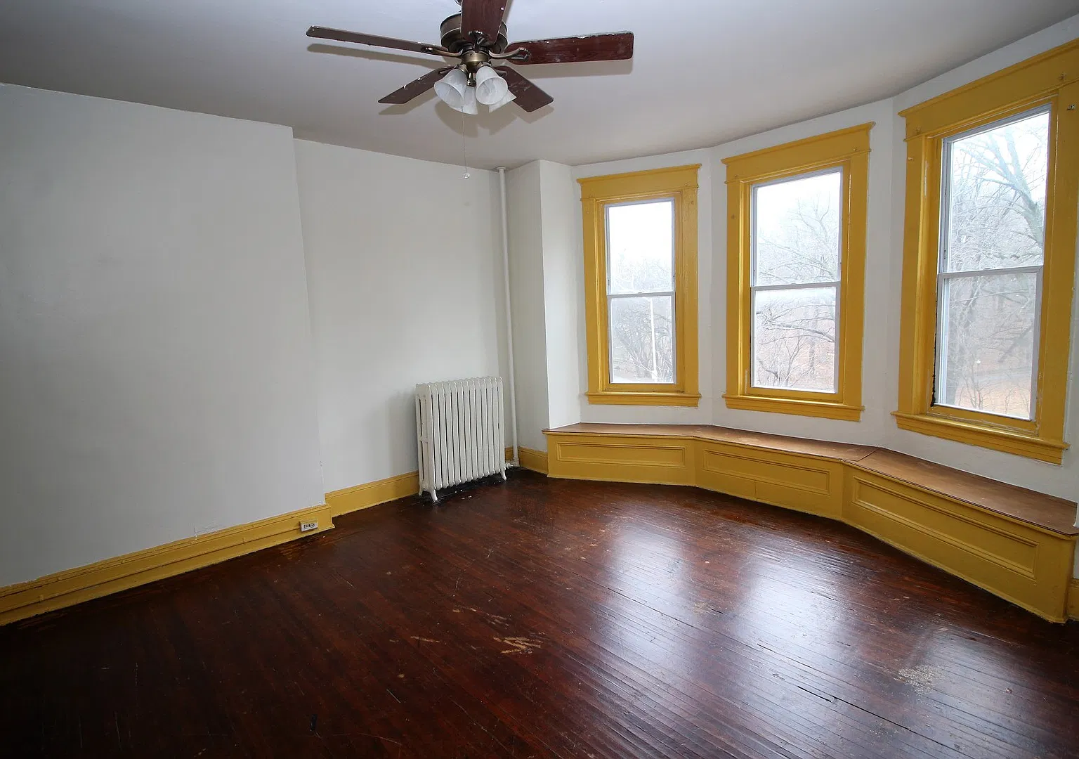 103 W. 29th St — Photo 3