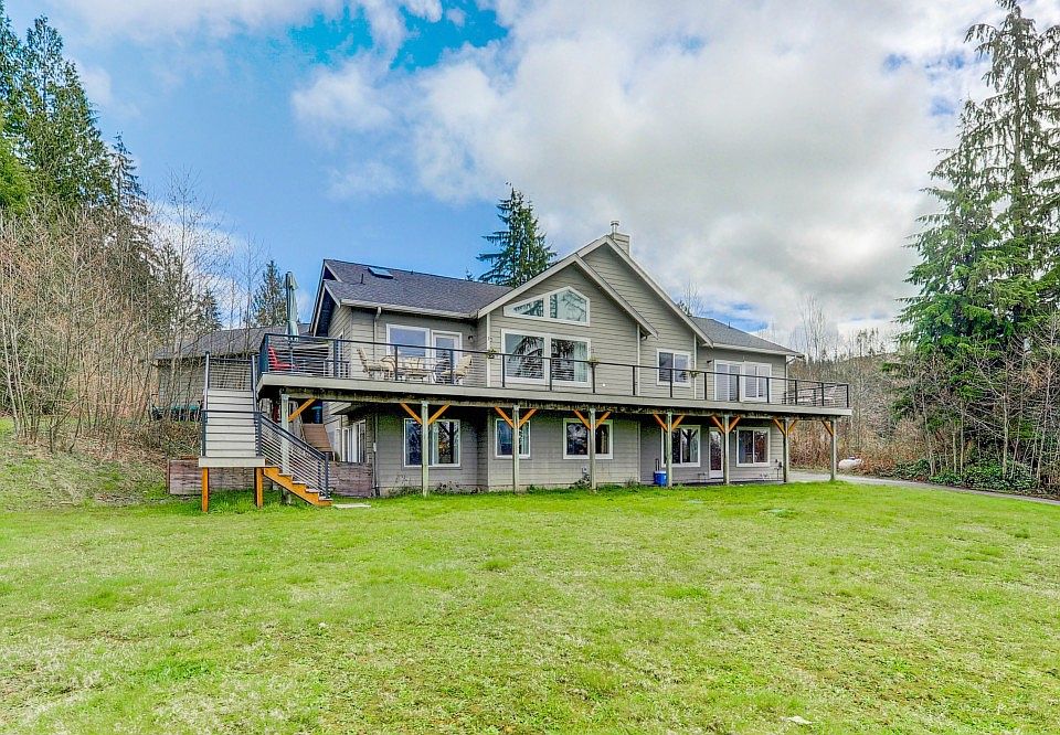 1st image of 6915 230th Ave NE