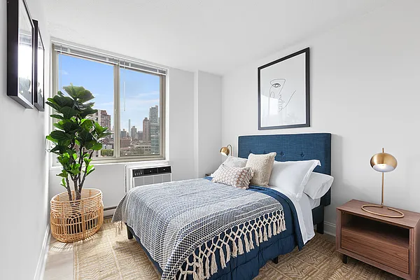 Rented by Corcoran | media 1