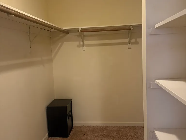55 Frenchwoods Cir — Photo 5