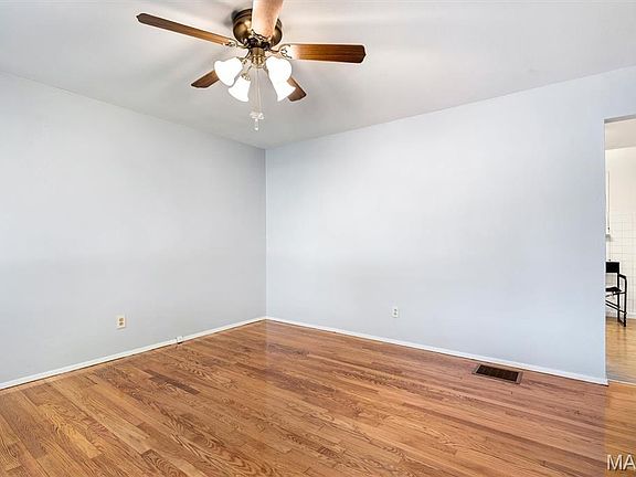 3rd image of 1757 Engle Dr