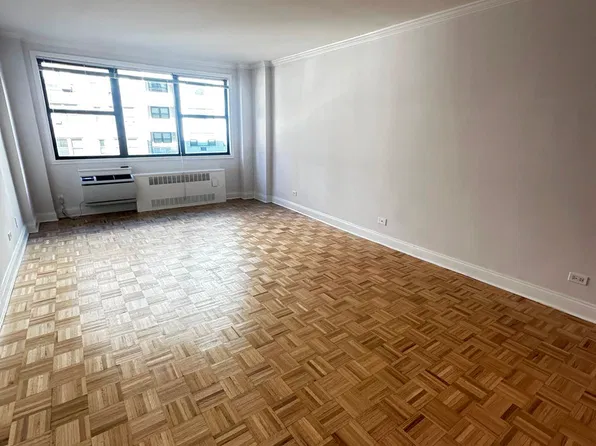 442 West 57th Street #8F, photo 3