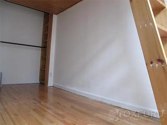 Rented by Oxford Property Group | media 12