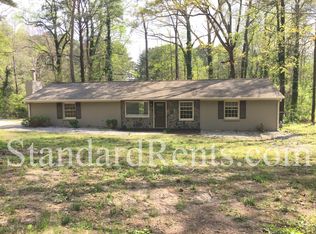 756 Oak Dr, Riverdale, GA 30274