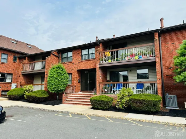 144-G Beverly Hill Ter Unit G, Woodbridge, NJ 07095