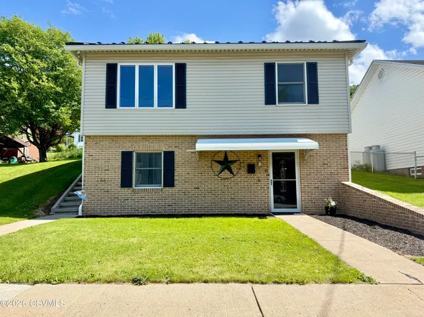 210 W Shamokin St, Trevorton, PA 17881