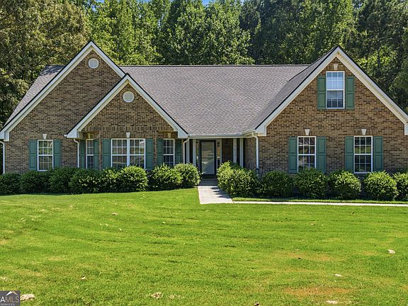 3rd image of 1611 Lake View Ct
