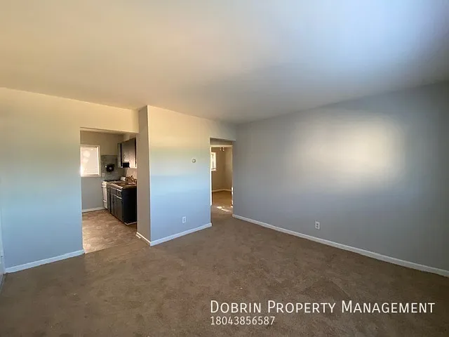 2105 Phaup St #2 — Photo 4