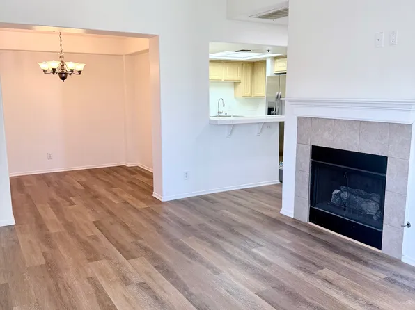 33015 Date Palm Dr #8, Cathedral City, CA 92234