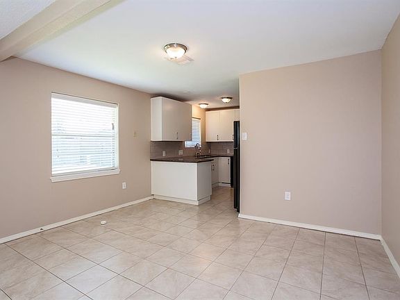 3rd image of 1210 Wentwood Dr