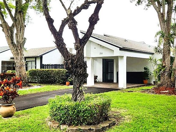 4th image of 318 Fairway Cir #26