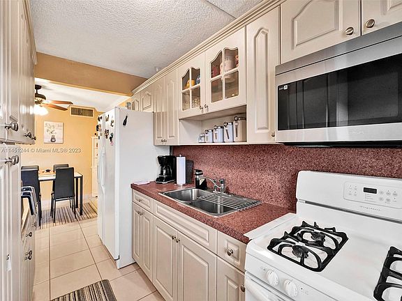 5th image of 160 NE 203rd Ter APT 10