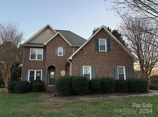 100 Southern Pines Dr, Shelby, NC 28152
