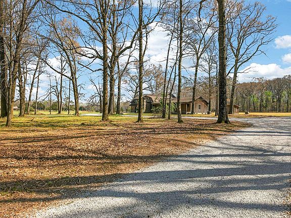 4th image of 1281 Bethlehem Rd