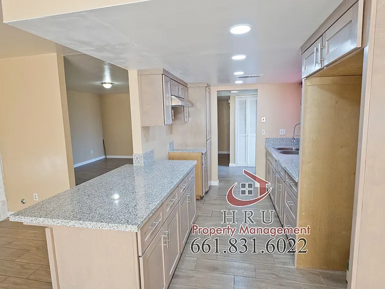 4612 Posada Ave — Photo 8