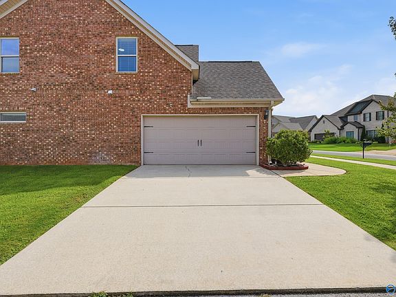 4th image of 7603 Ashor Dr NW