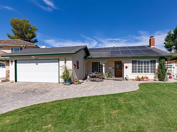 2nd image of 7854 Cowles Mountain Pl