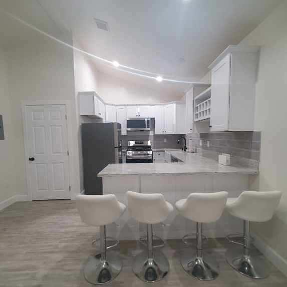 1st image of 3721 Globe Ave #B