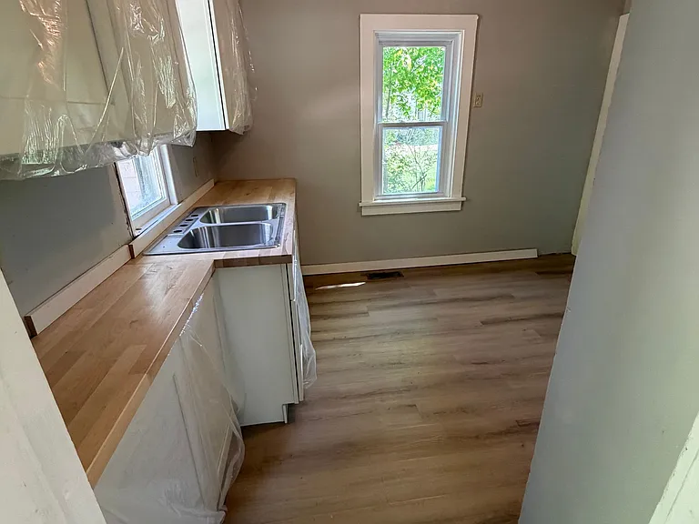 308 Vine Ave — Photo 3