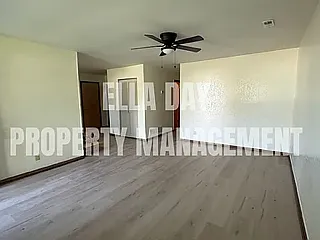 3120 North Applewood Drive - 1 — Photo 4