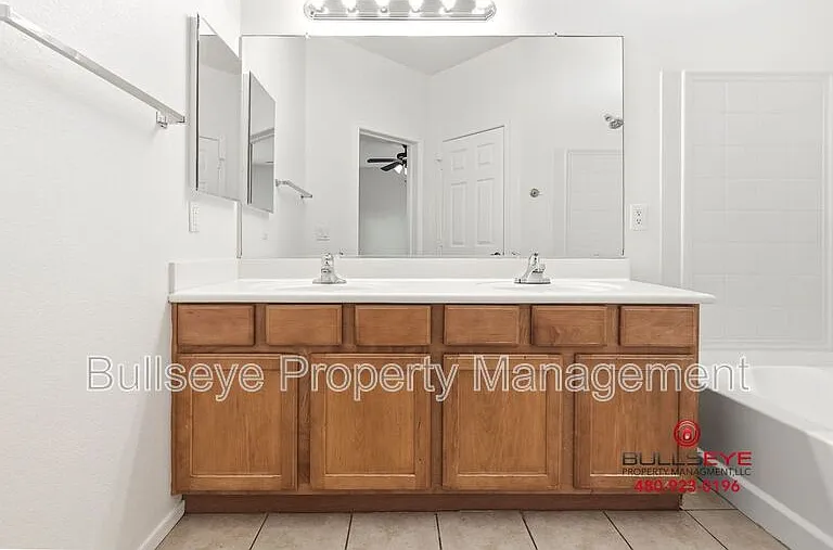 44178 W Venture Ln — Photo 27