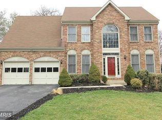 720 Huntsman Pl, Herndon, VA 20170