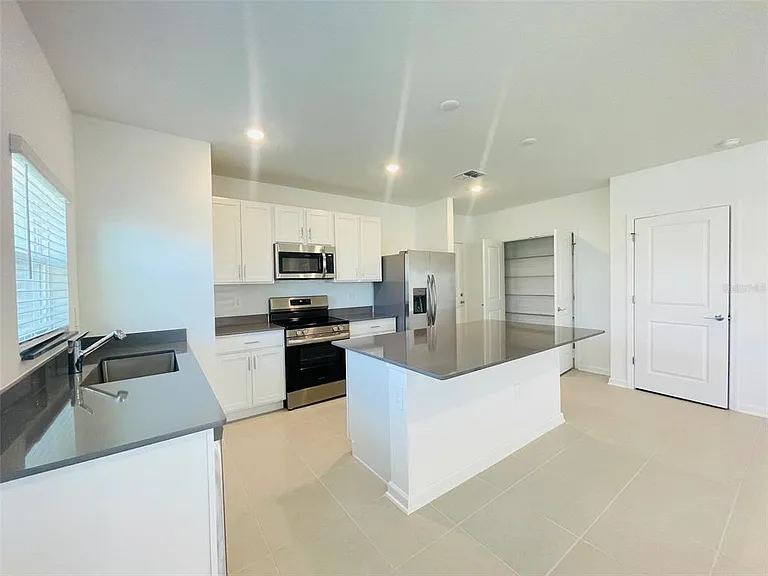 7333 Ivy Tendril Ave — Photo 8