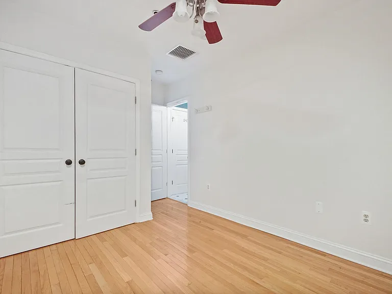 84 Adams St #5C — Photo 11