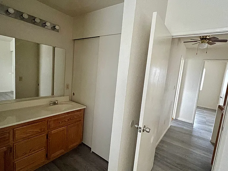 2149 Stormy Creek Ct — Photo 23