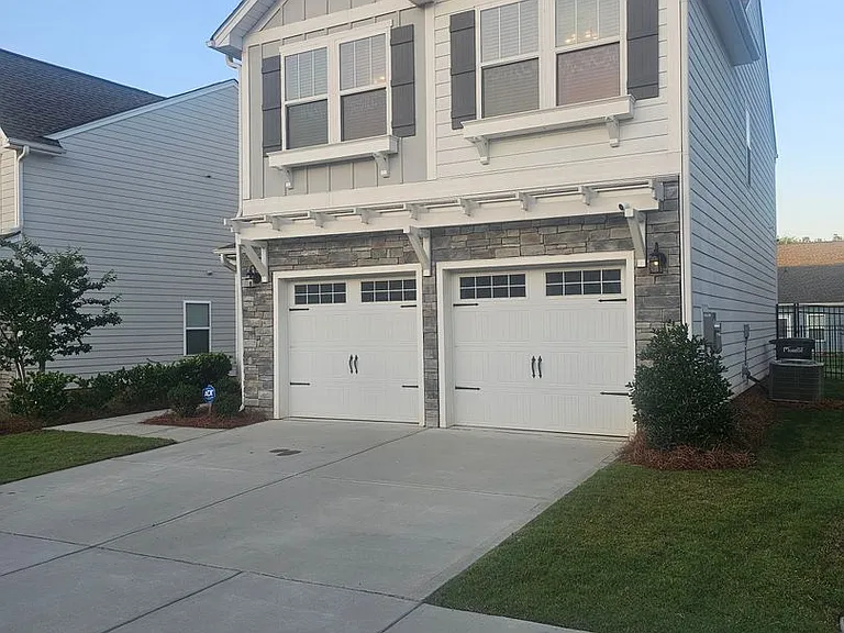 1237 Scotch Meadows Loop — Photo 2
